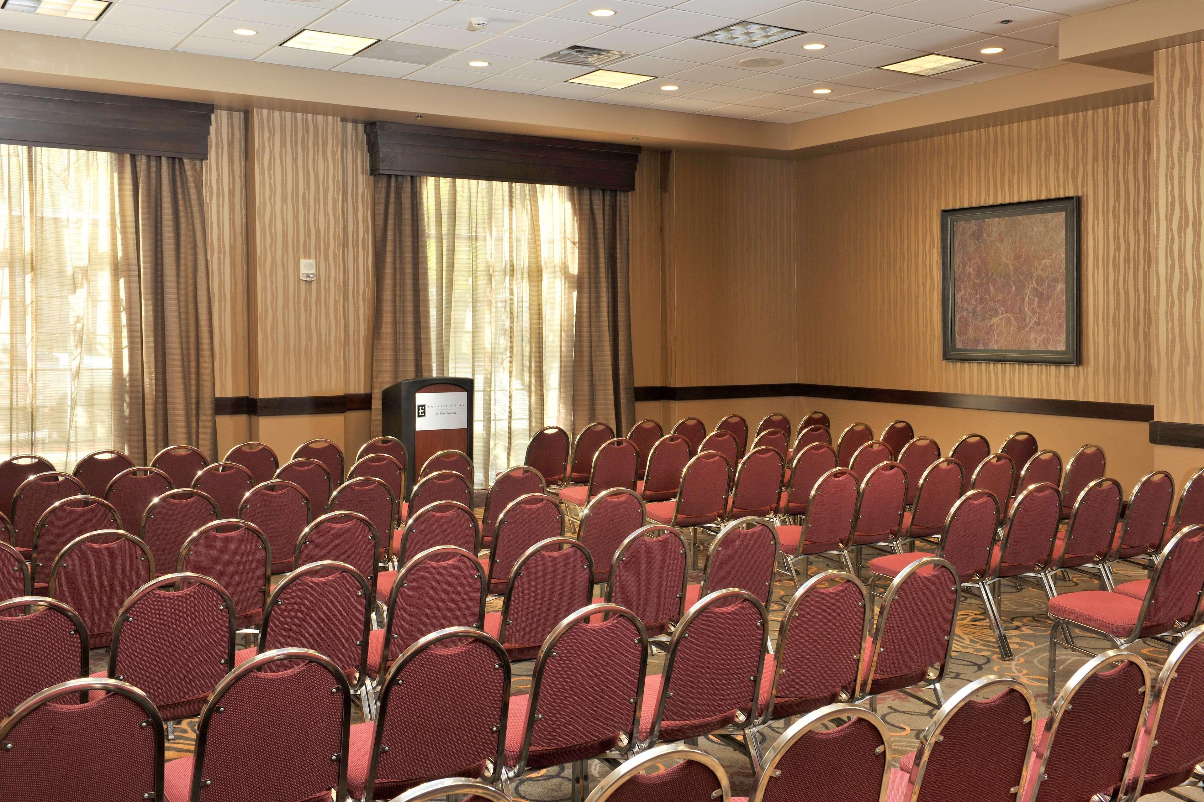 Embassy Suites Des Moines Downtown Obchodní fotografie