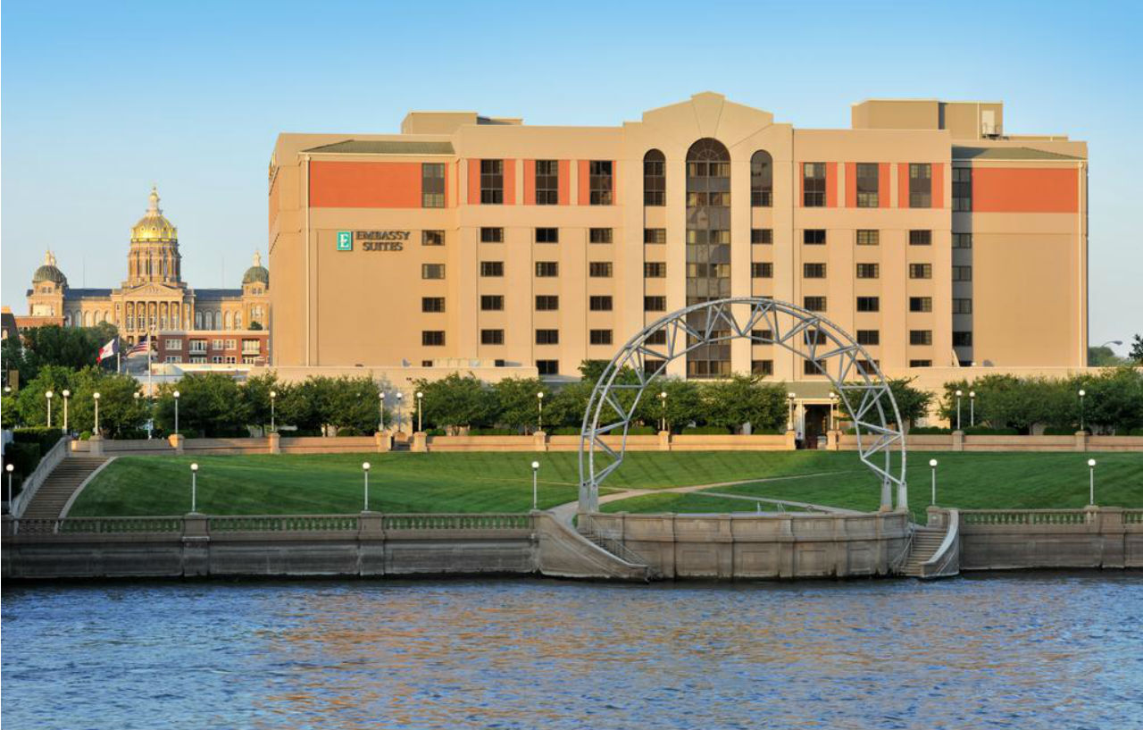 Embassy Suites Des Moines Downtown Exteriér fotografie